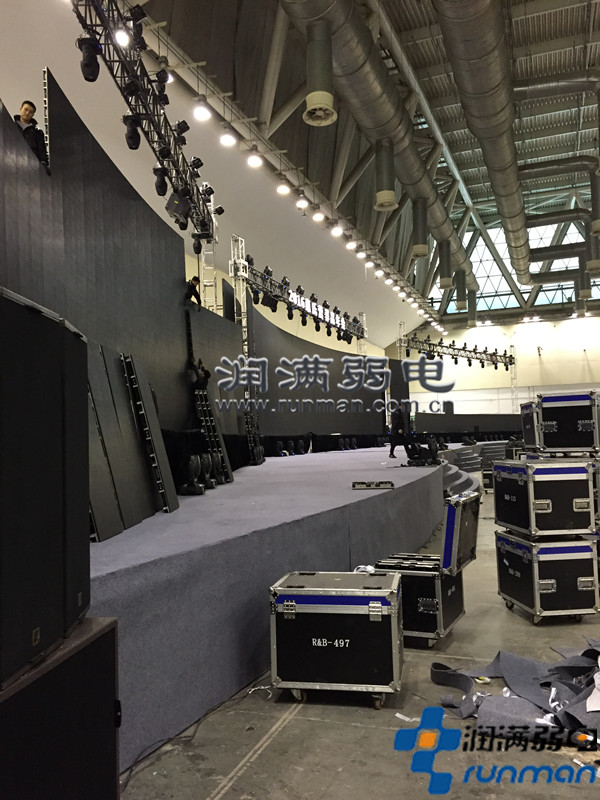 舞臺(tái)搭建服務(wù)商現(xiàn)場(chǎng)施工1